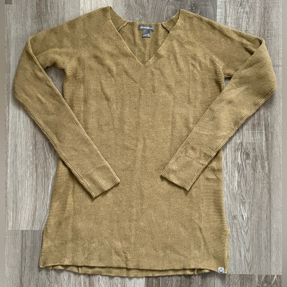 Women’s Eddie Bauer V-Neck knit Sweater